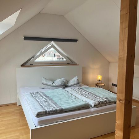 אוברנבורג אם מיין Schicke Helle Galeriewohnung מראה חיצוני תמונה