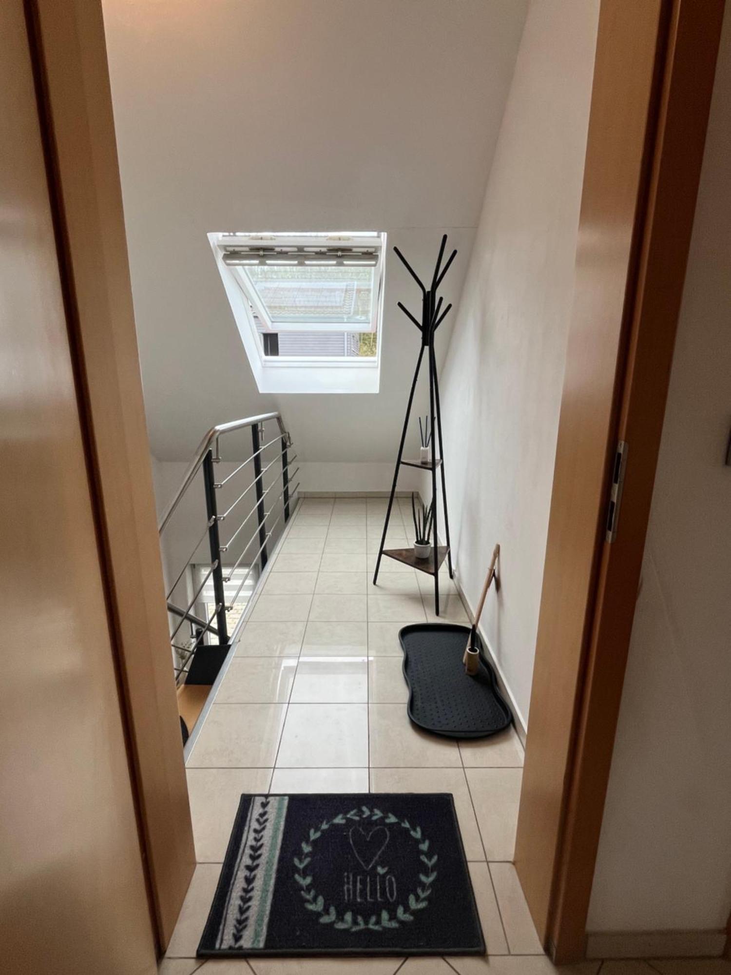 אוברנבורג אם מיין Schicke Helle Galeriewohnung מראה חיצוני תמונה